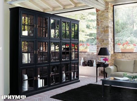 Итальянская мебель Tonin casa - стеллаж с квадратными дверцами