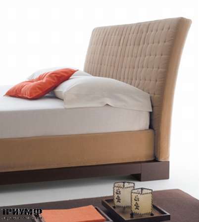 Итальянская мебель Orizzonti - кровать Andaman изголовье с мягкой простёгнутой обивкой
