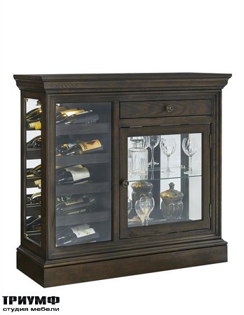 Американская мебель Pulaski - Display Cabinets Curios