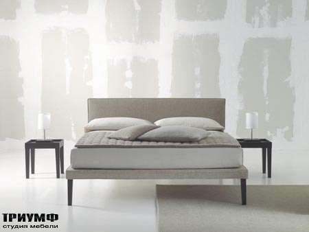 Итальянская мебель Orizzonti - кровать Ebridi отделка ткань