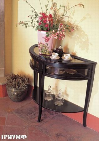 Итальянская мебель Tonin casa - столик закругленный со стеклом
