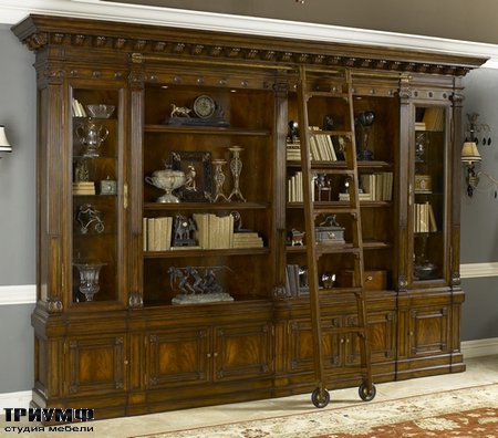 Американская мебель Maitland-Smith - Napoleon Brown Finished Bookcase with Ladder