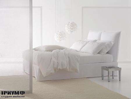 Итальянская мебель Orizzonti - кровать Milos с матрасом