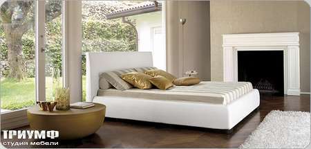 Итальянская мебель Bonaldo - кровать двуспальная Bloom со съемным чехлом